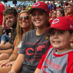 Meet your Posher, Laura